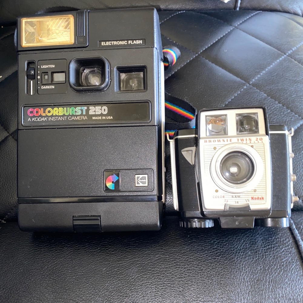 Kodak colorburst 2501979Kodak Brownie Twin 20 1959